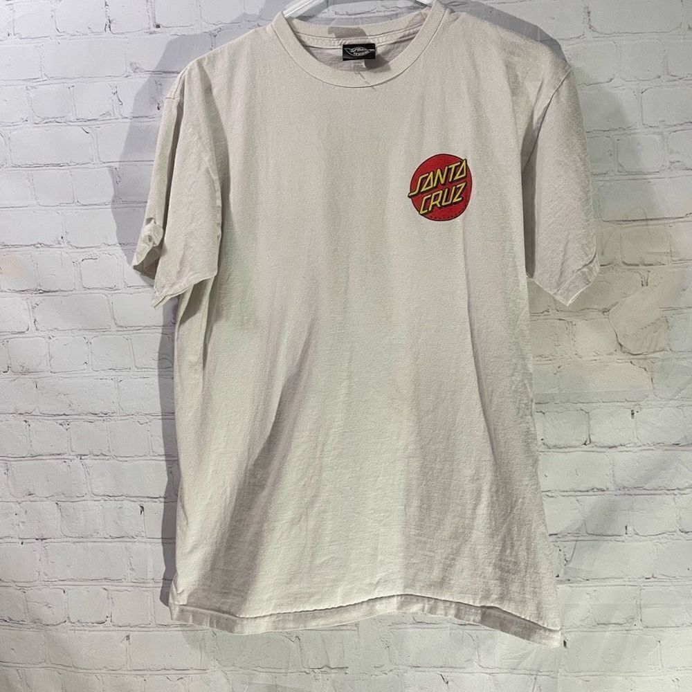 Santa Cruz T Shirt Medium